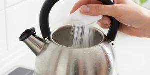 détartrer une bouilloire au bicarbonate